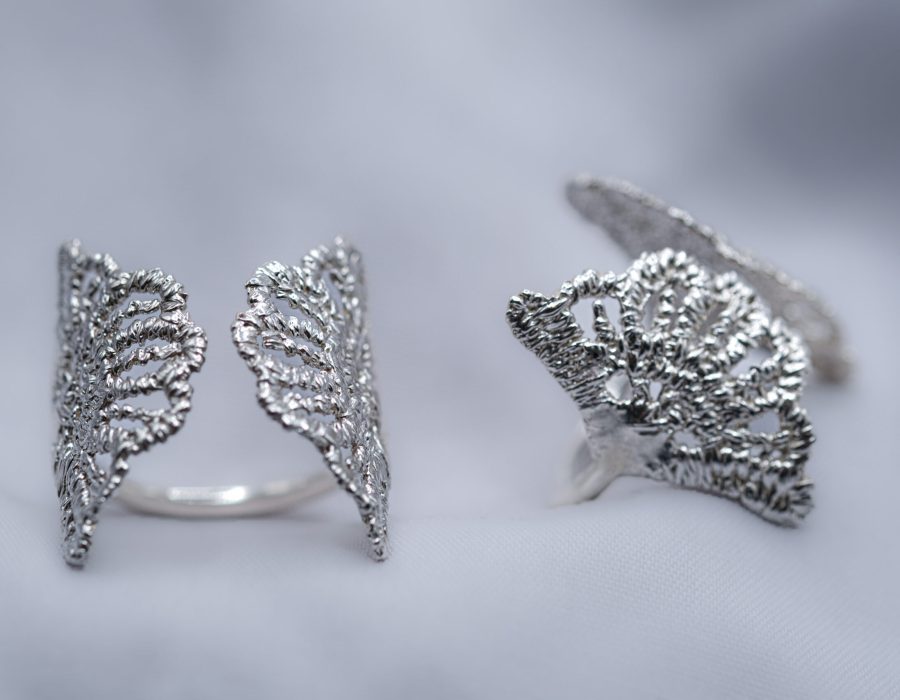 Anillo Floral Ajustable